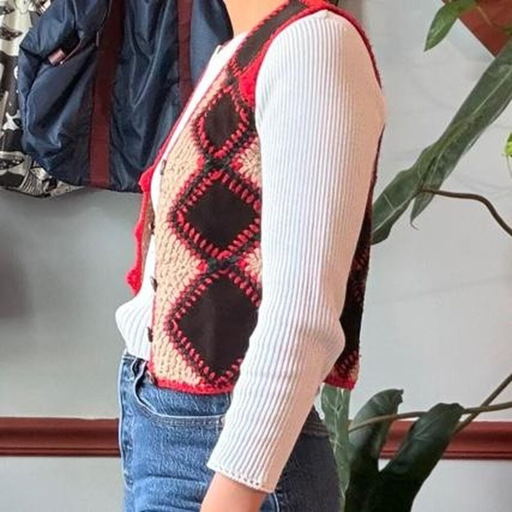 Vintage 1970s leather crochet folk vest - Picture 4 of 8